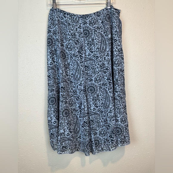 Liz Claiborne Blue Paisley Skirt - Picture 8 of 8